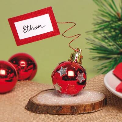 Bauble Place Card Holder craft activity