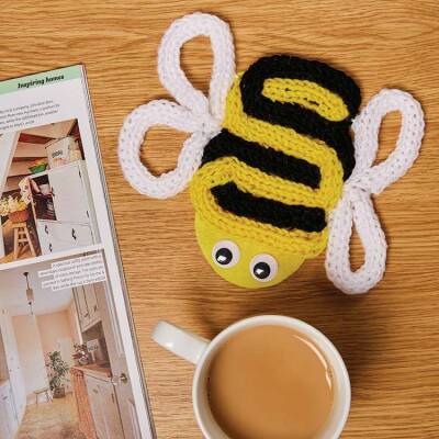 French Knitting Bee Coaster craft activity